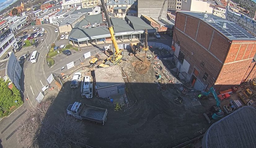 Live camera feed from Earl Arts Centre in Earl St, Launceston