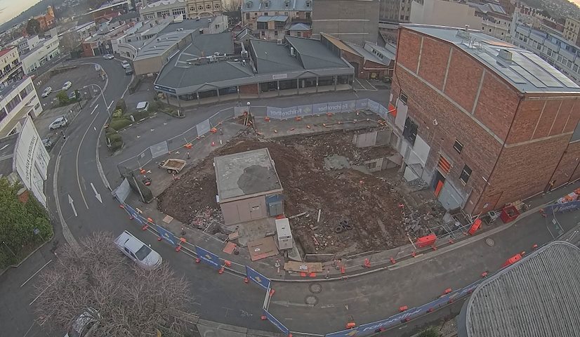 Earl Arts Centre'dan Earl St, Launceston'e canlı kamera kanalı