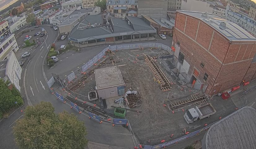 Live camera feed from Earl Arts Centre in Earl St, Launceston