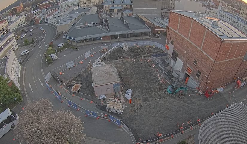 Live camera feed from Earl Arts Centre in Earl St, Launceston