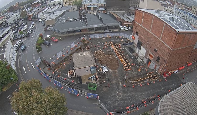 Live camera feed from Earl Arts Centre in Earl St, Launceston