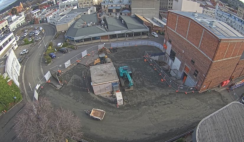 Live camera feed from Earl Arts Centre in Earl St, Launceston