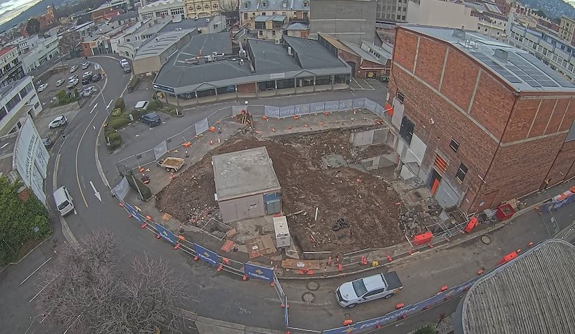 Live camera feed from Earl Arts Centre in Earl St, Launceston