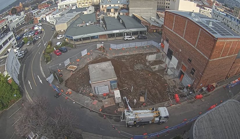 Canal de câmera ao vivo de Earl Arts Centre em Earl St, Launceston