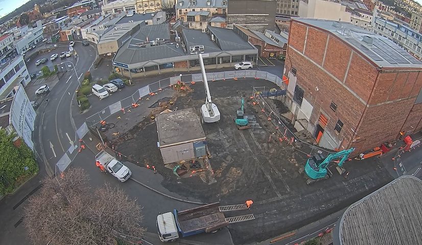 Live camera feed from Earl Arts Centre in Earl St, Launceston