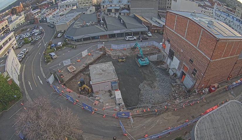 Live camera feed from Earl Arts Centre in Earl St, Launceston