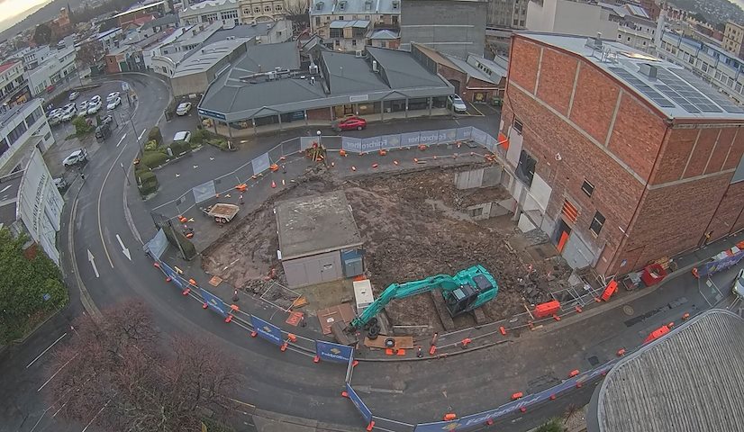 Live camera feed from Earl Arts Centre in Earl St, Launceston
