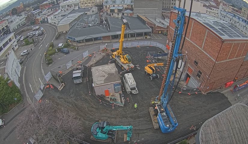 Live camera feed from Earl Arts Centre in Earl St, Launceston