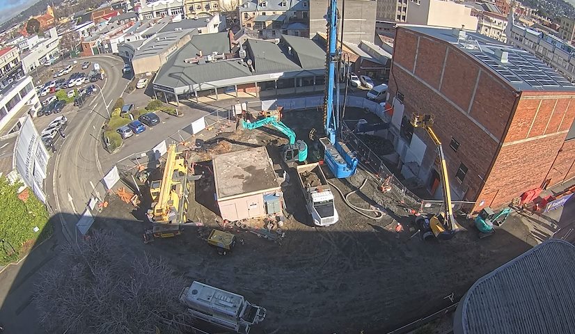 Live camera feed from Earl Arts Centre in Earl St, Launceston