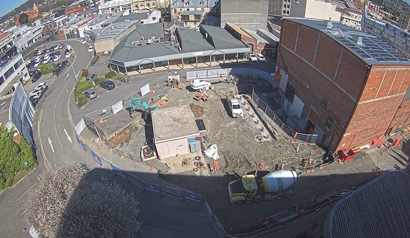 Live camera feed from Earl Arts Centre in Earl St, Launceston