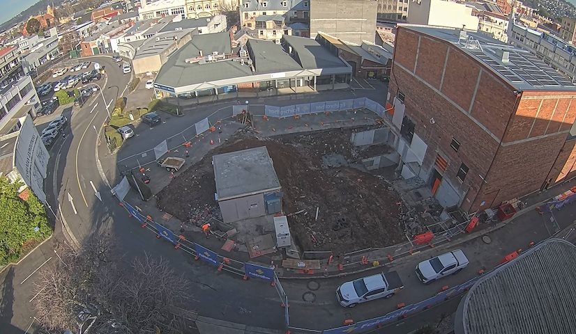 Live camera feed from Earl Arts Centre in Earl St, Launceston