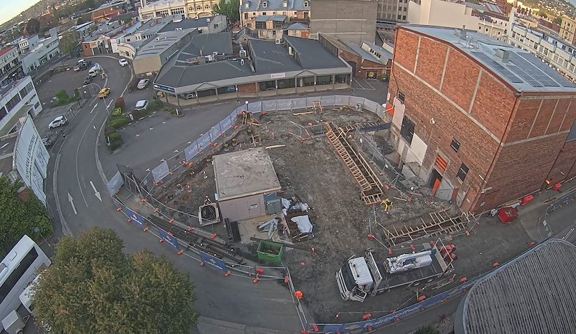 Live camera feed from Earl Arts Centre in Earl St, Launceston