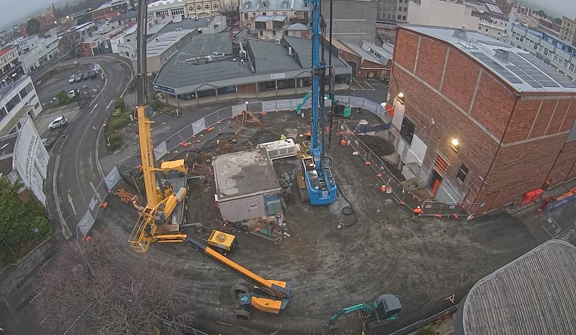 Earl Arts Centre からのライブカメラチャンネル（Earl St, Launceston）