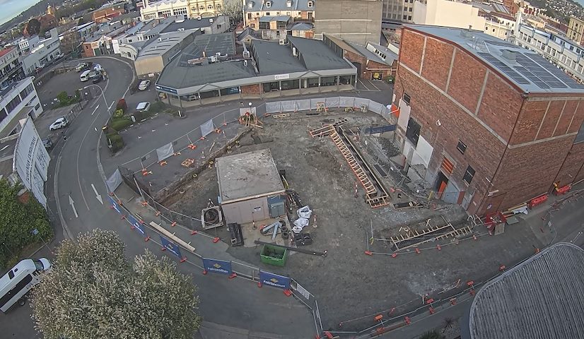 Live camera feed from Earl Arts Centre in Earl St, Launceston