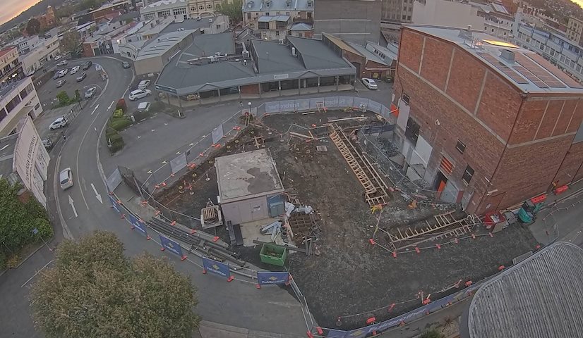 Live camera feed from Earl Arts Centre in Earl St, Launceston