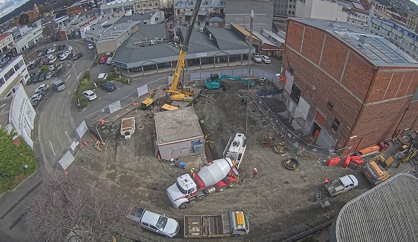 Canal de câmera ao vivo de Earl Arts Centre em Earl St, Launceston