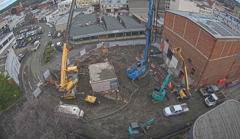 Live camera feed from Earl Arts Centre in Earl St, Launceston