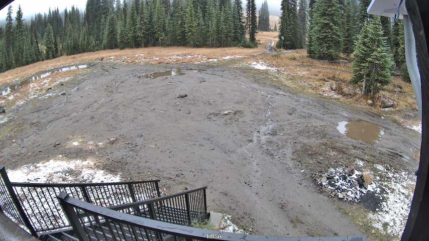 Live camera feed from Main Chalet in Main Chalet
