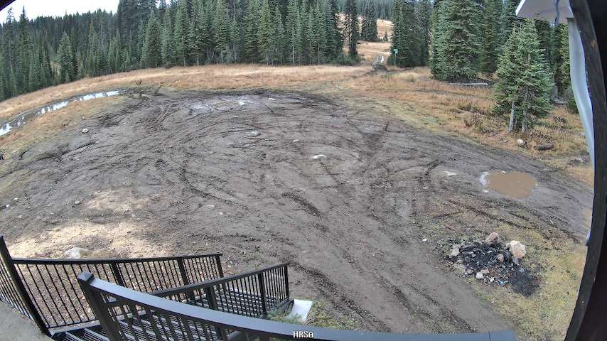 Live camera feed from Main Chalet in Main Chalet