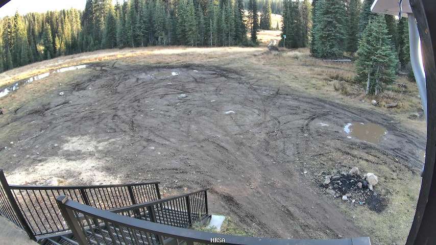 Live camera feed from Main Chalet in Main Chalet