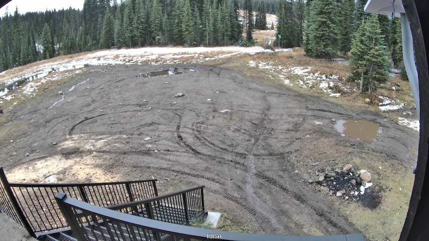 Live camera feed from Main Chalet in Main Chalet