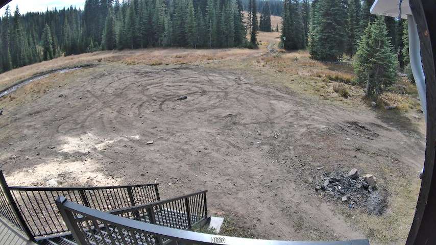 Live camera feed from Main Chalet in Main Chalet
