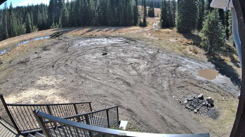 Live camera feed from Main Chalet in Main Chalet