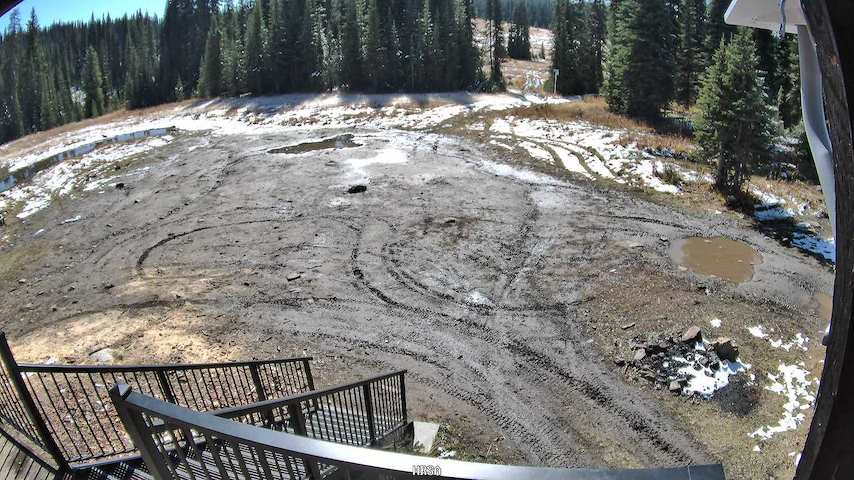 Live camera feed from Main Chalet in Main Chalet