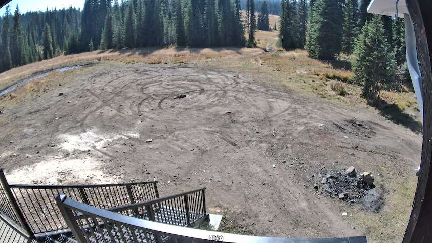 Live camera feed from Main Chalet in Main Chalet