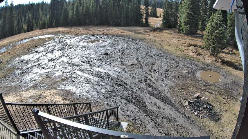 Live camera feed from Main Chalet in Main Chalet