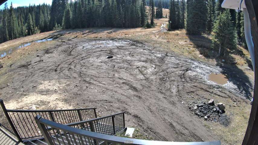 Live camera feed from Main Chalet in Main Chalet