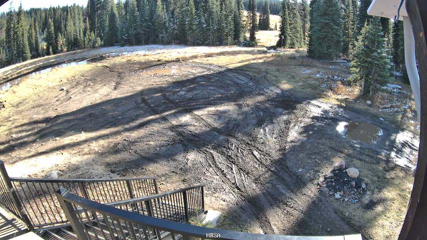 Live camera feed from Main Chalet in Main Chalet
