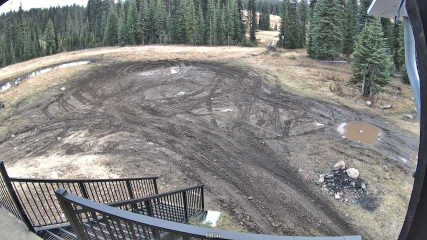 Live camera feed from Main Chalet in Main Chalet