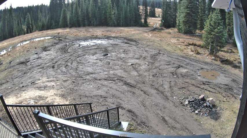 Live camera feed from Main Chalet in Main Chalet