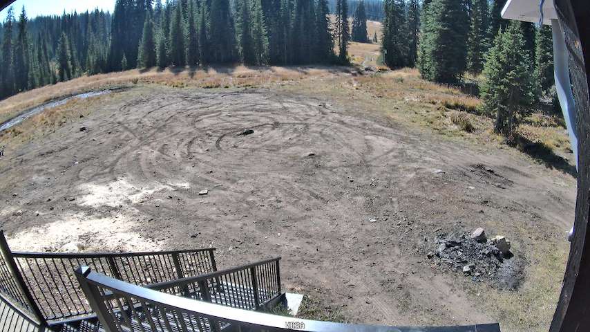Live camera feed from Main Chalet in Main Chalet