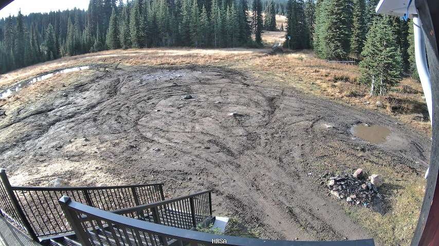 Live camera feed from Main Chalet in Main Chalet