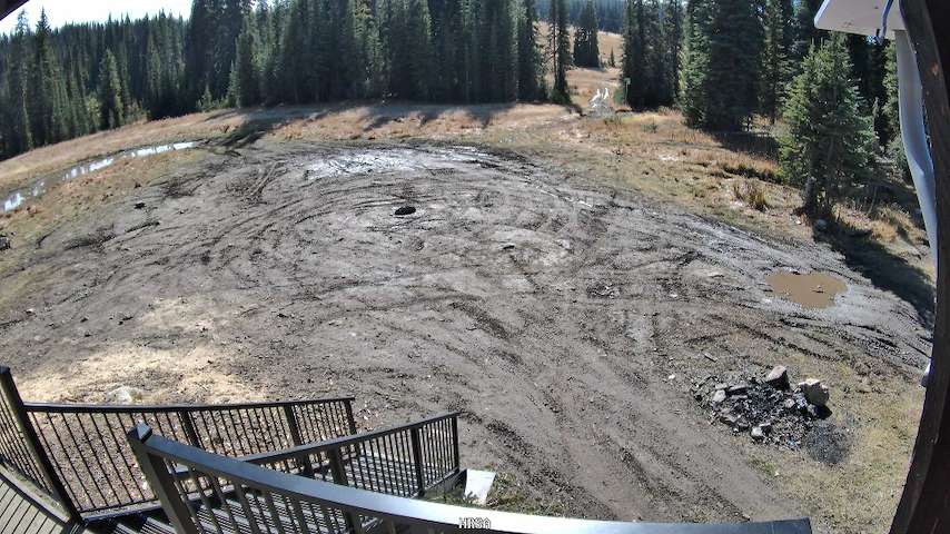 Live camera feed from Main Chalet in Main Chalet