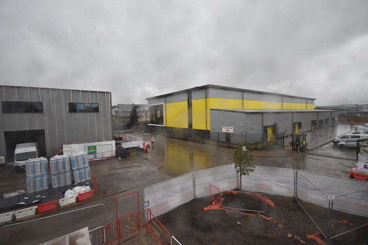 Big Yellow Staines Cam 4 Image