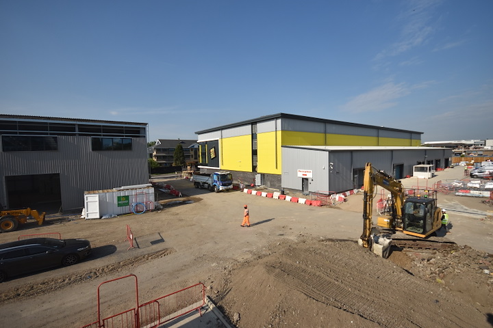 Big Yellow Staines Cam 4 Image
