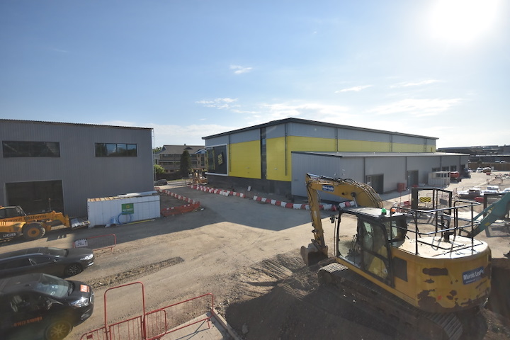 Big Yellow Staines Cam 4 Image