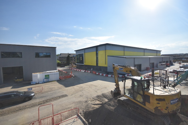 Big Yellow Staines Cam 4 Image