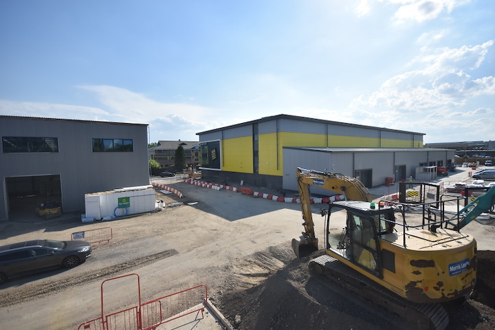 Big Yellow Staines Cam 4 Image