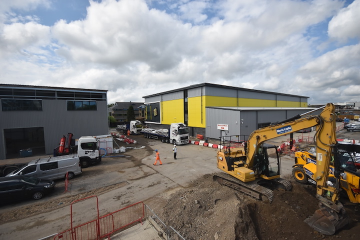 Big Yellow Staines Cam 4 Image