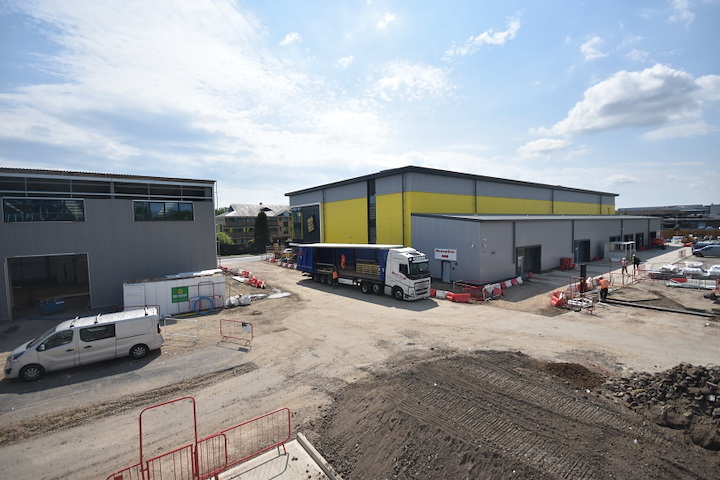 Big Yellow Staines Cam 4 Image