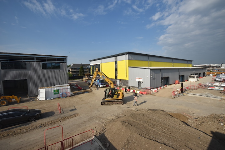 Big Yellow Staines Cam 4 Image