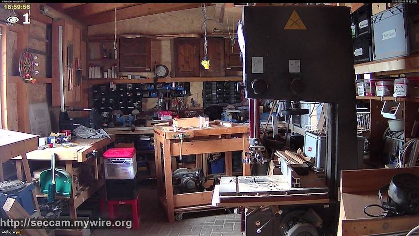 Live camera feed from Littlehook's woodworking shop in Indoor woodworking shop