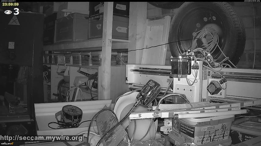 Live camera feed from Littlehook's woodworking shop in Indoor woodworking shop