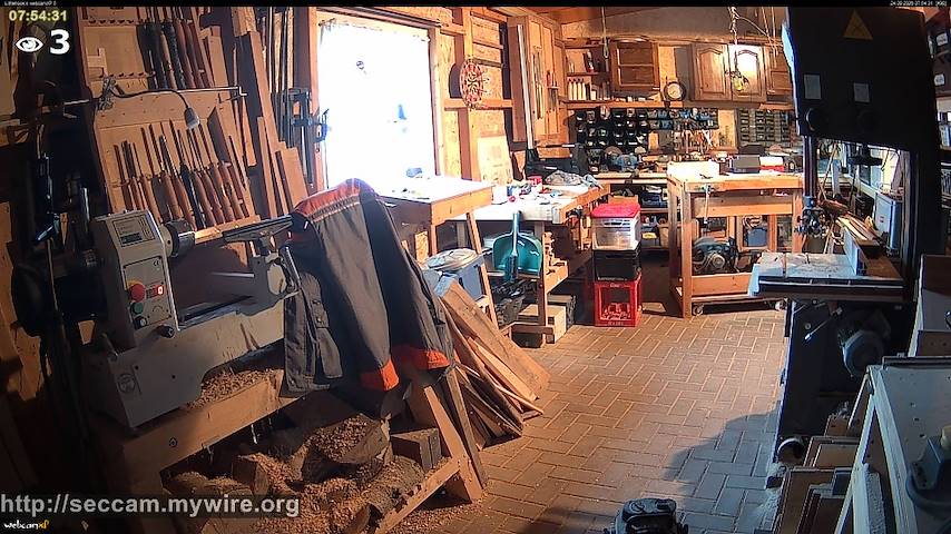 Live camera feed from Littlehook's woodworking shop in Indoor woodworking shop
