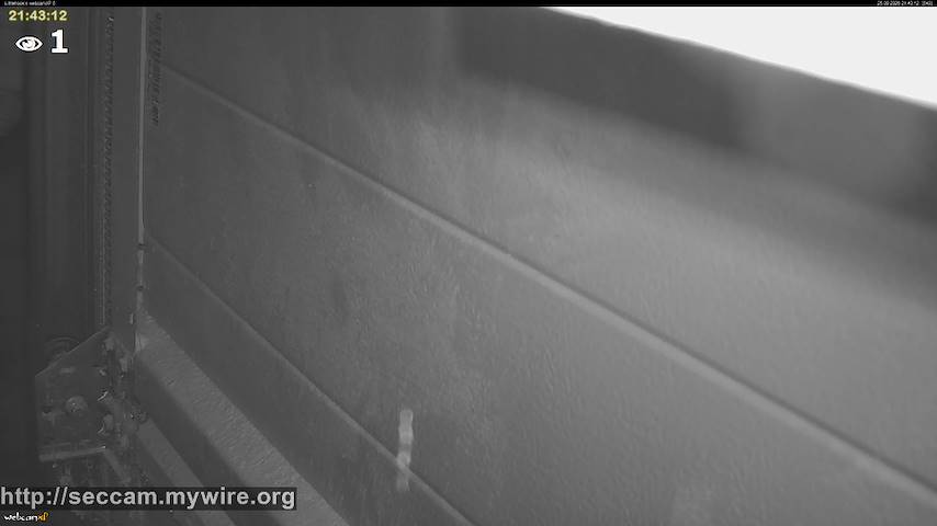 Live camera feed from Littlehook's woodworking shop in Indoor woodworking shop