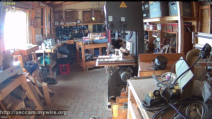 Live camera feed from Littlehook's woodworking shop in Indoor woodworking shop